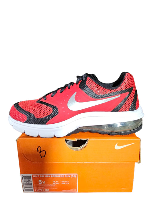 nike air max premier run  color red/black  size 5.0 y
